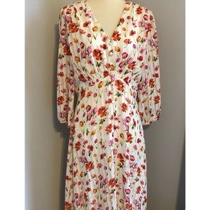 Danny & Nicole Floral Dress Size 6